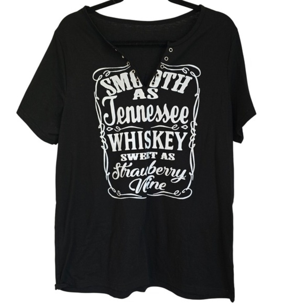 😀 Smooth As Tennessee Whiskey‎ Sweet Strawberry Wine Graphic T Shirt
